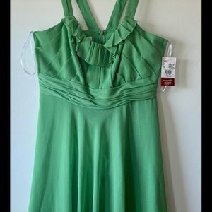 NWT Size 16 Clover Crinkle Chiffon Short dress